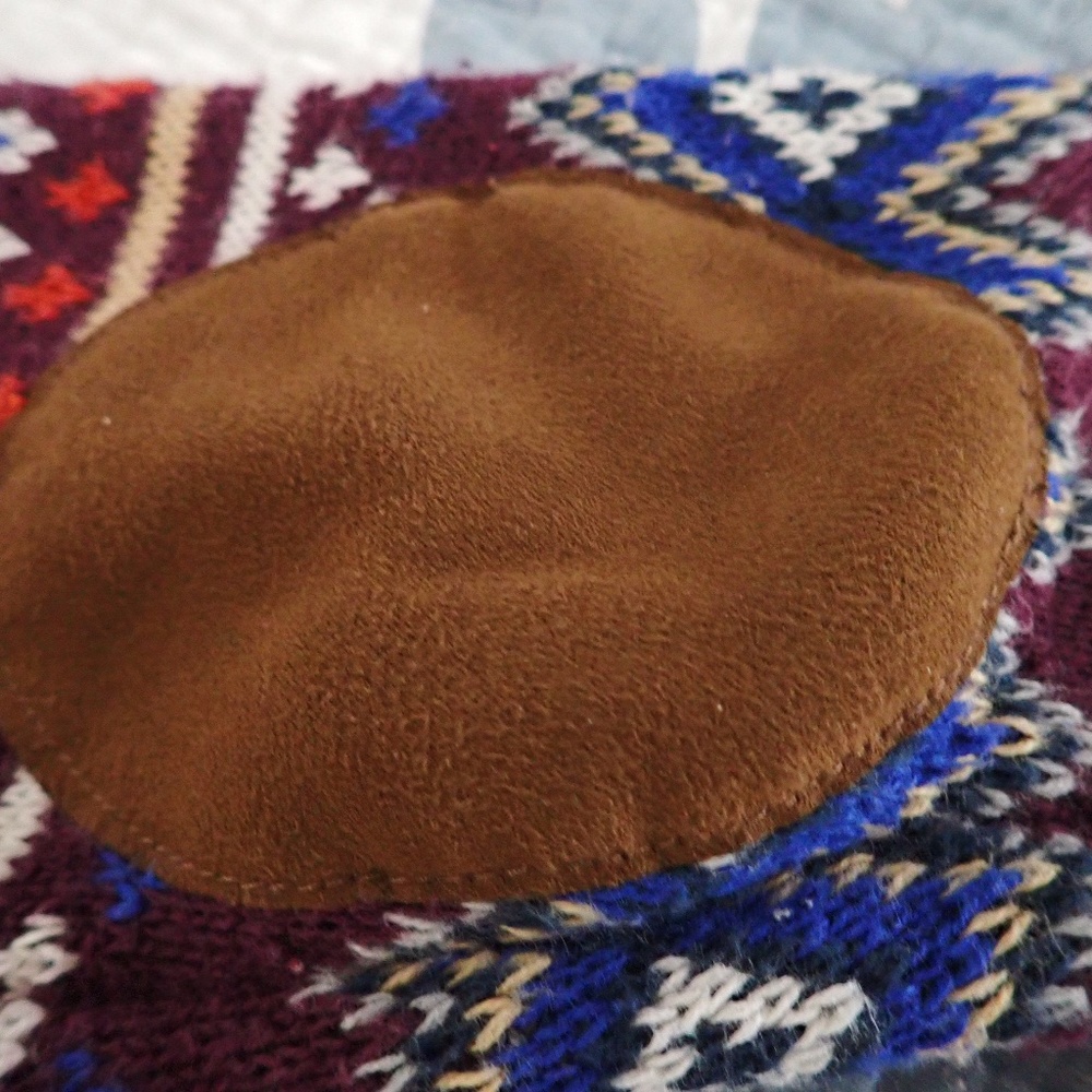 Cherokee Sweater - Picture 4 of 5